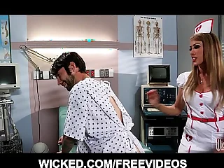 Big booty sorrow fucks her paitient's brains out in the clinic