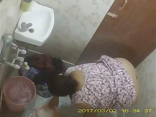 bbw of age indian milf rina purifying in bathroom